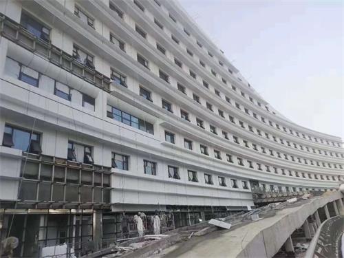 铝板幕墙的优势